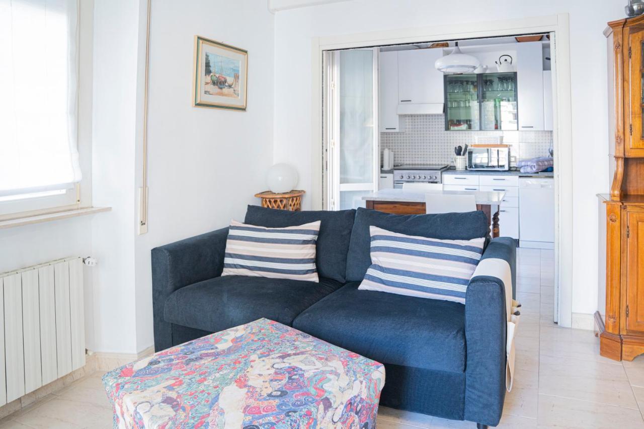 076 - Casa La Libreria, Centro Citta Di Chiavari, 500 Metri Da Mare E Spiagge - 2 Da Letto Apartment *